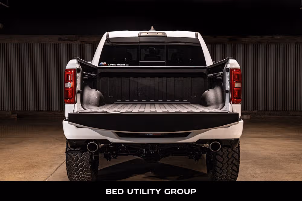 2025 Ram 1500 Laramie Crew Cab Image 9
