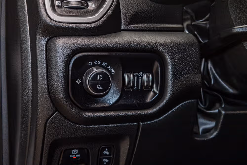2025 Ram 1500 Laramie Crew Cab Image 21