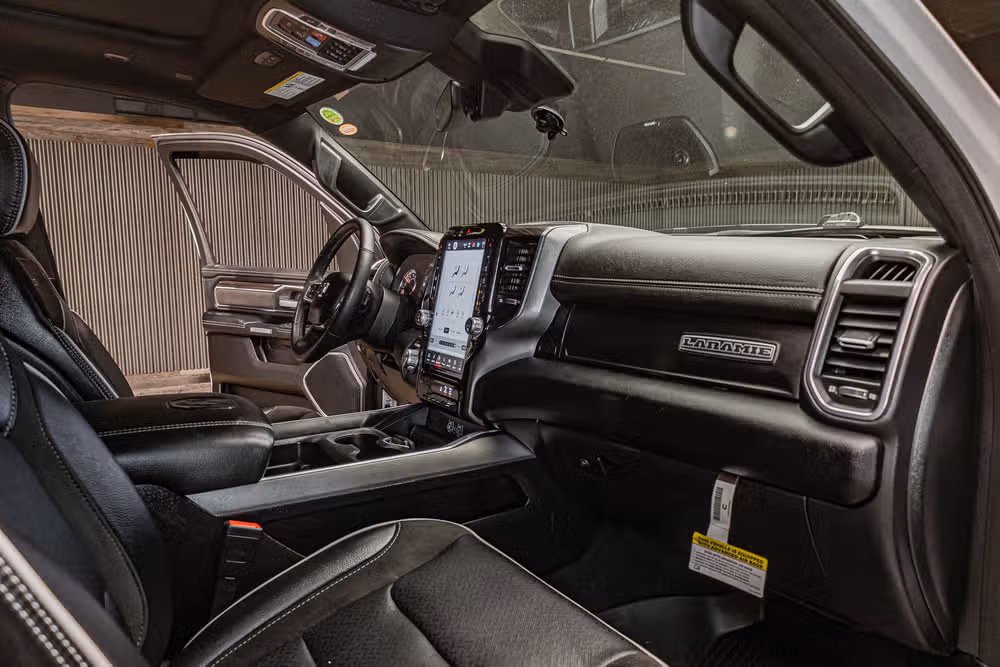 2025 Ram 1500 Laramie Crew Cab Image 19