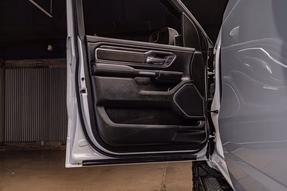 2025 Ram 1500 Laramie Crew Cab Image 34