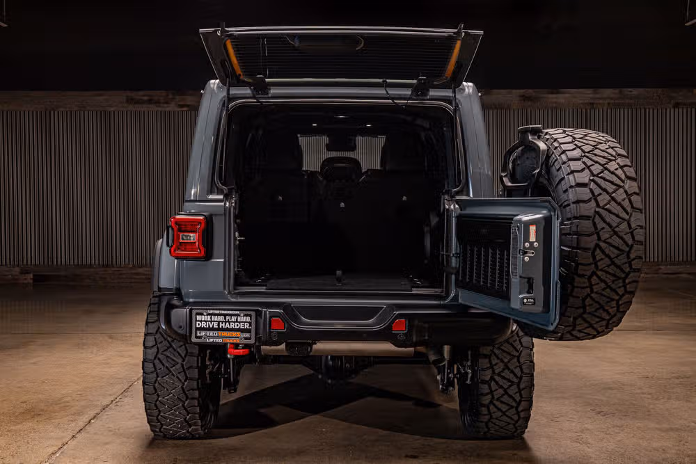 2024 Jeep Wrangler Rubicon X Image 9