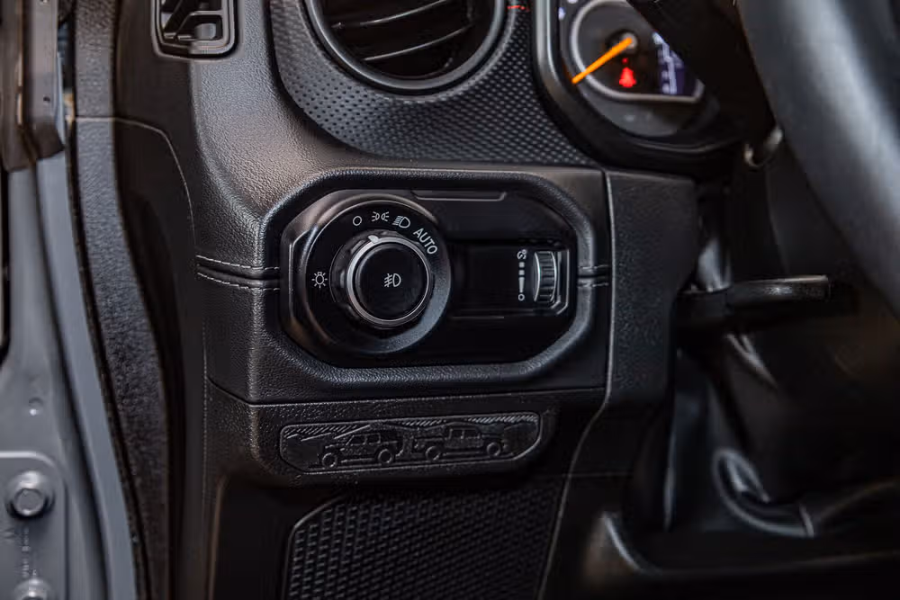 2024 Jeep Wrangler Rubicon X Image 17