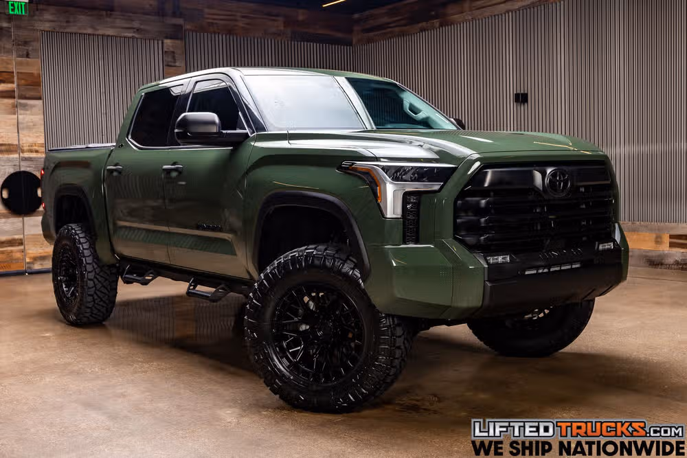 2023 Toyota Tundra SR5 CrewMax Image 1