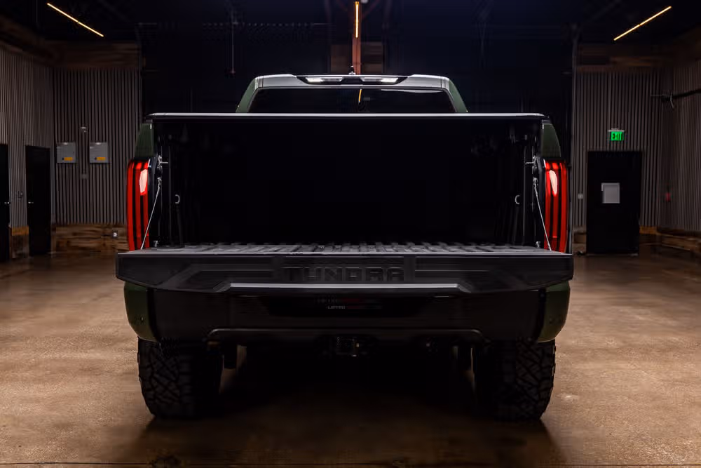 2023 Toyota Tundra SR5 CrewMax Image 9