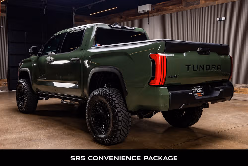 2023 Toyota Tundra SR5 CrewMax Image 7
