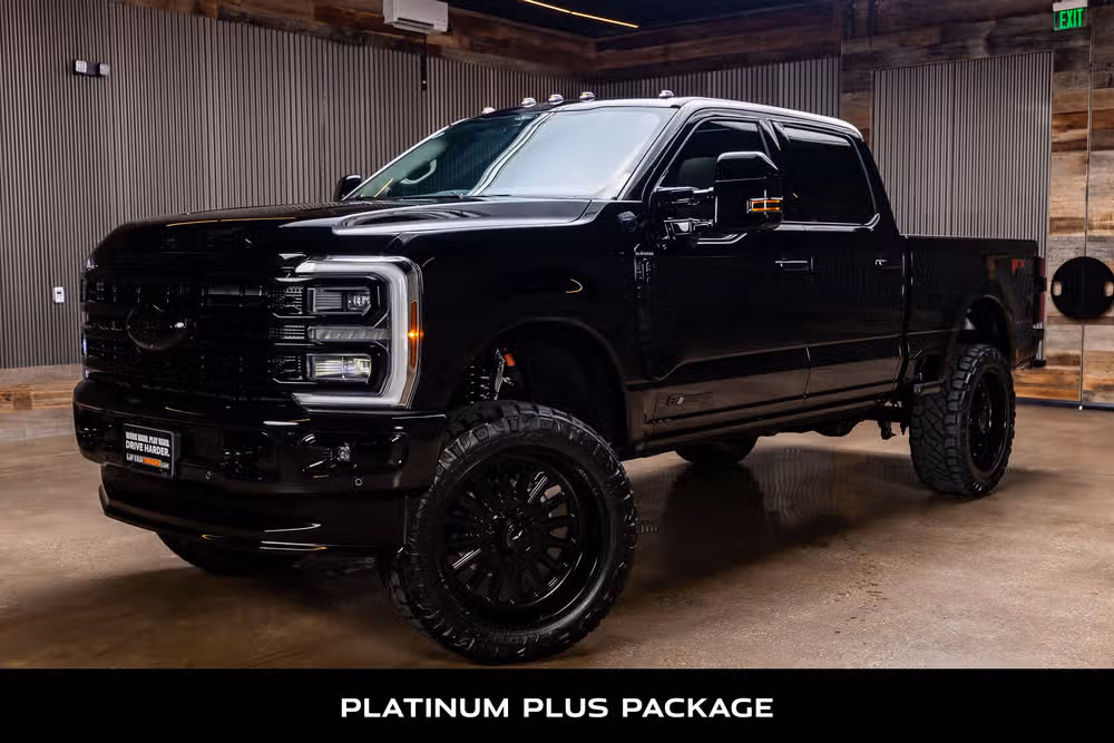 2026 Ford F-250 Super Duty Platinum Plus Crew Cab Image 5