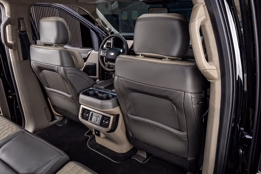 2026 Ford F-250 Super Duty Platinum Plus Crew Cab Image 33