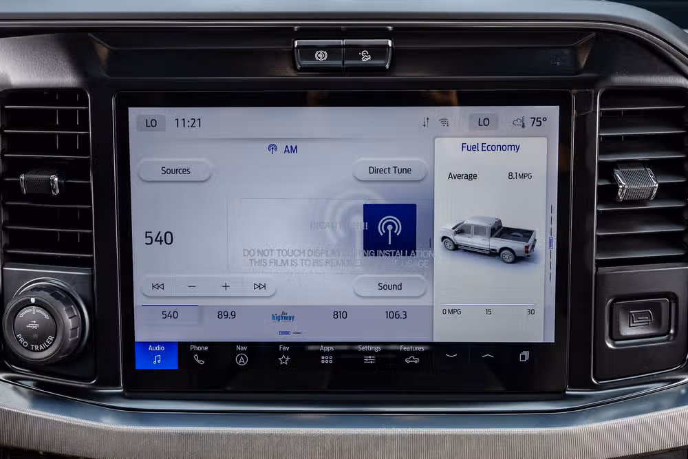 2026 Ford F-250 Super Duty Platinum Plus Crew Cab Image 25