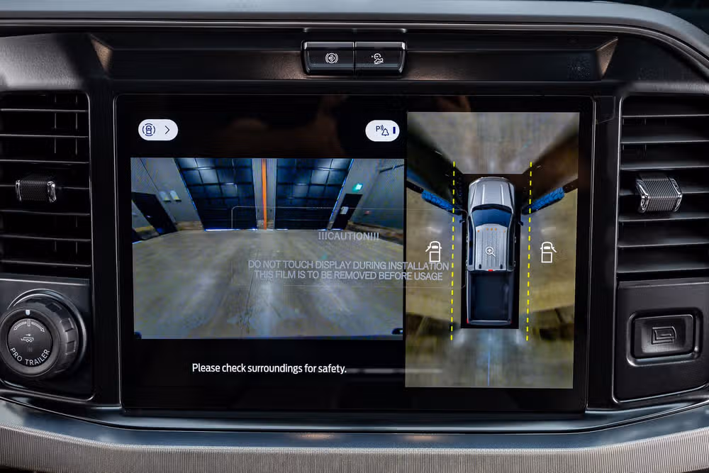 2026 Ford F-250 Super Duty Platinum Plus Crew Cab Image 26