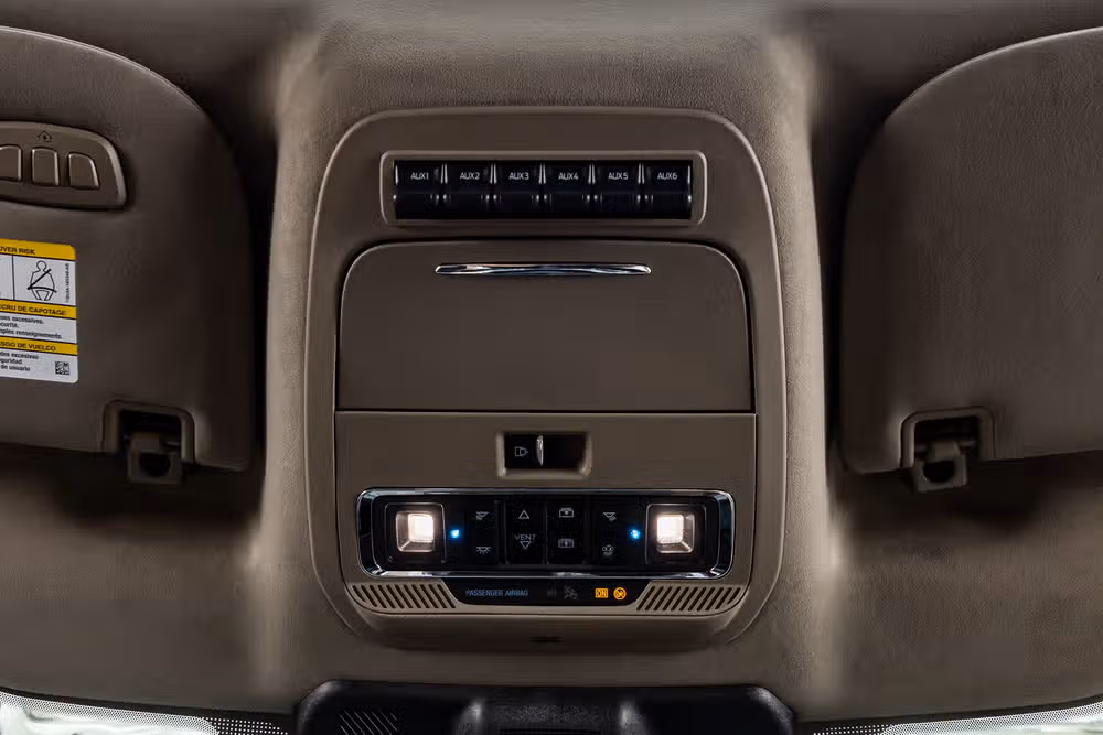 2026 Ford F-250 Super Duty Platinum Plus Crew Cab Image 29