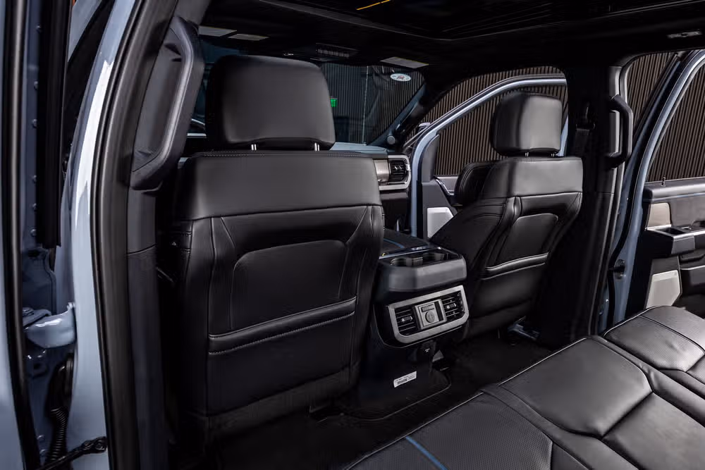 2026 Ford F-250 Super Duty Platinum Crew Cab Image 36