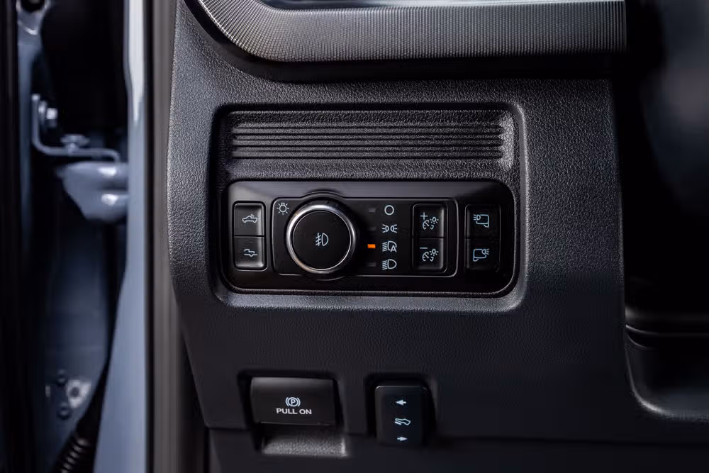 2026 Ford F-250 Super Duty Platinum Crew Cab Image 22