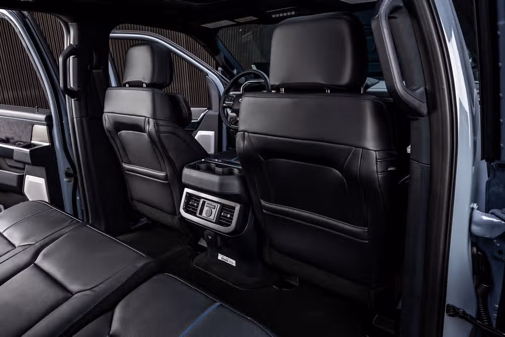 2026 Ford F-250 Super Duty Platinum Crew Cab Image 34