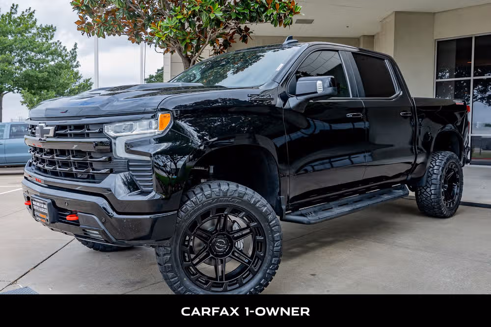 2024 Chevrolet Silverado 1500 LT Trail Boss Crew Cab Image 5