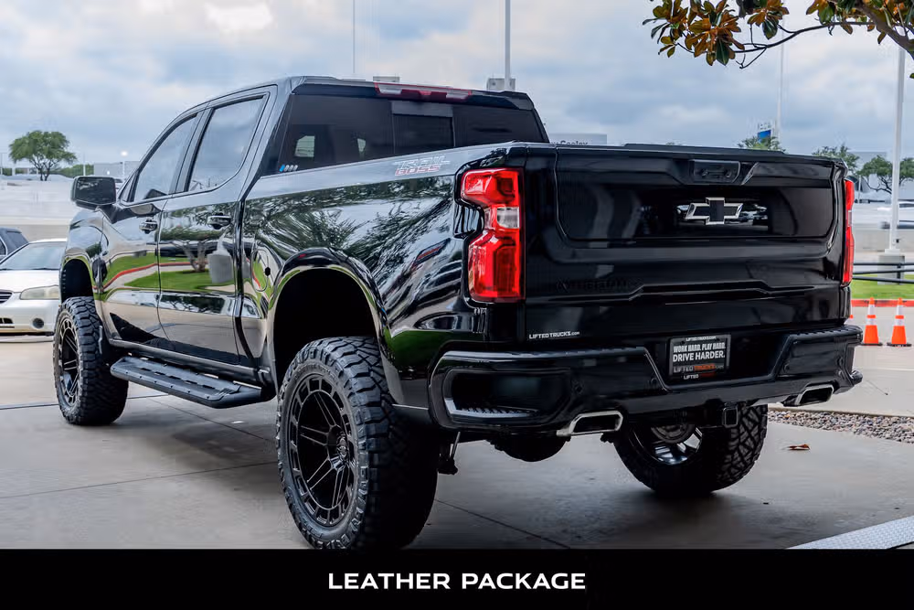 2024 Chevrolet Silverado 1500 LT Trail Boss Crew Cab Image 7