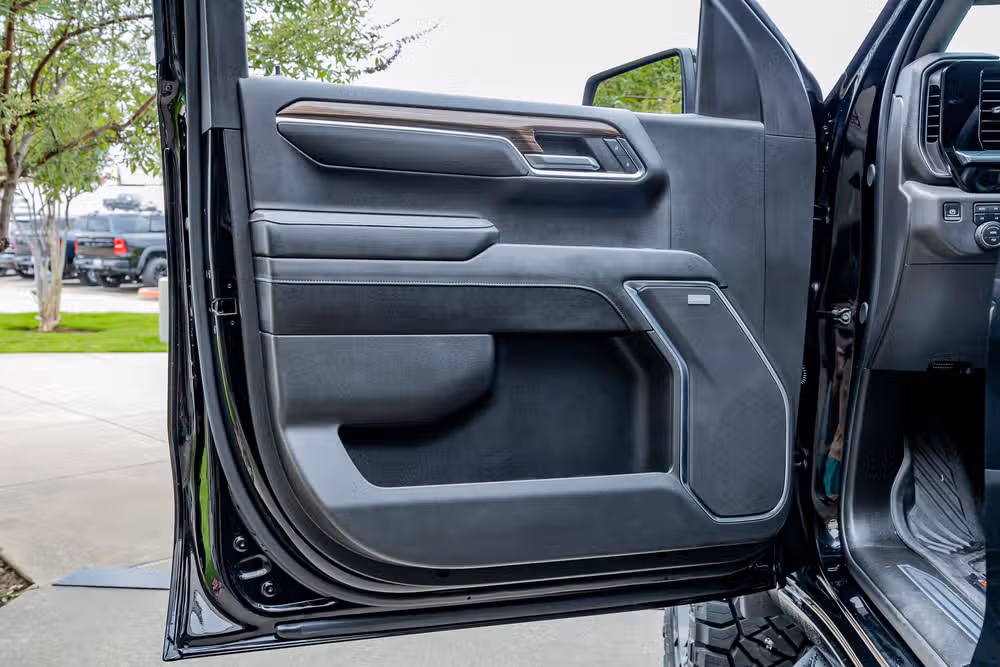 2024 Chevrolet Silverado 1500 LT Trail Boss Crew Cab Image 37