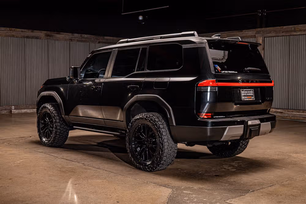 2025 Lexus GX 550 Overtrail Image 7