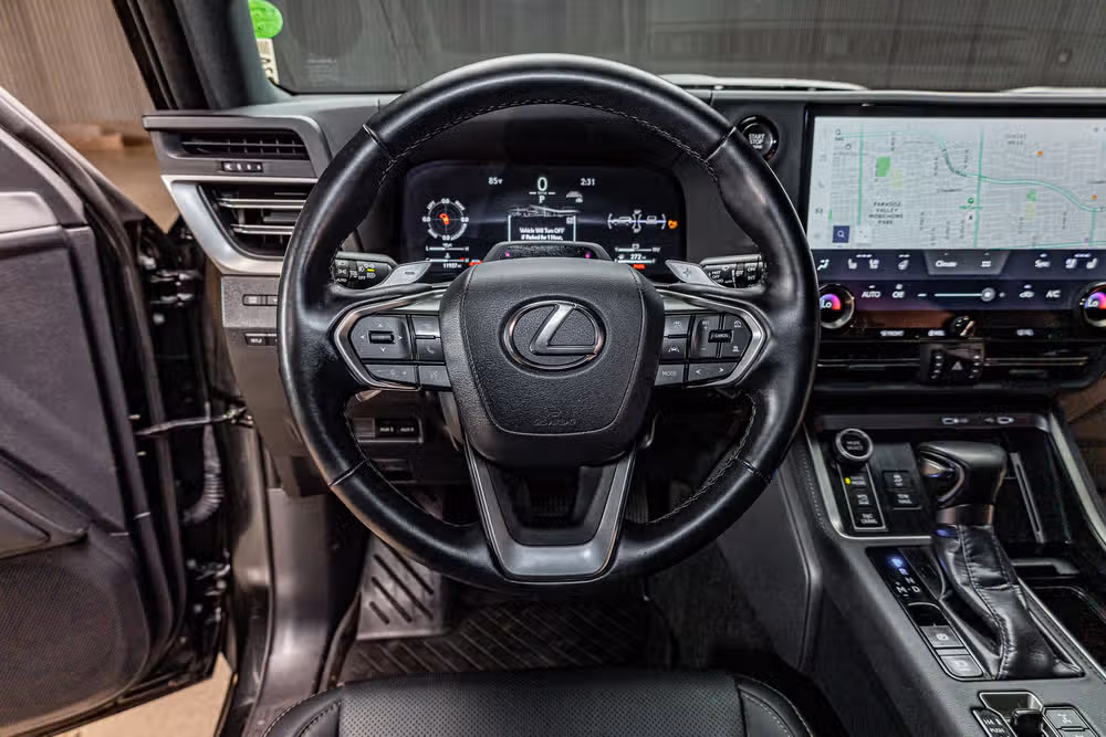 2025 Lexus GX 550 Overtrail Image 14