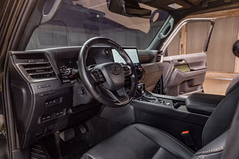 2025 Lexus GX 550 Overtrail Image 13