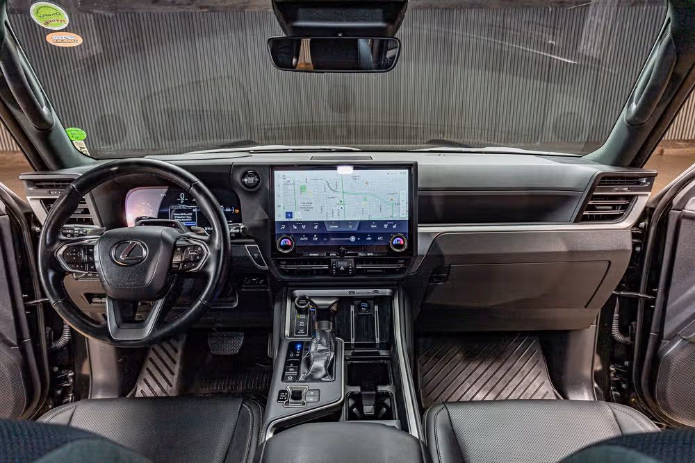 2025 Lexus GX 550 Overtrail Image 16