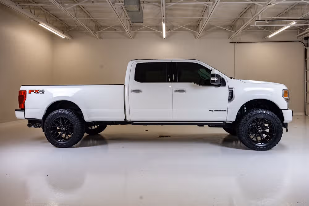 2020 Ford F-350 Super Duty Limited Crew Cab Image 11