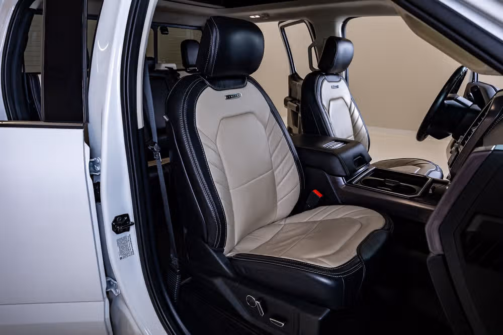 2020 Ford F-350 Super Duty Limited Crew Cab Image 33