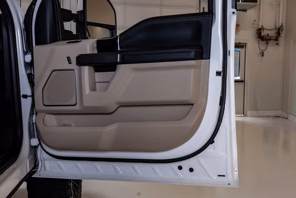 2020 Ford F-350 Super Duty Limited Crew Cab Image 39