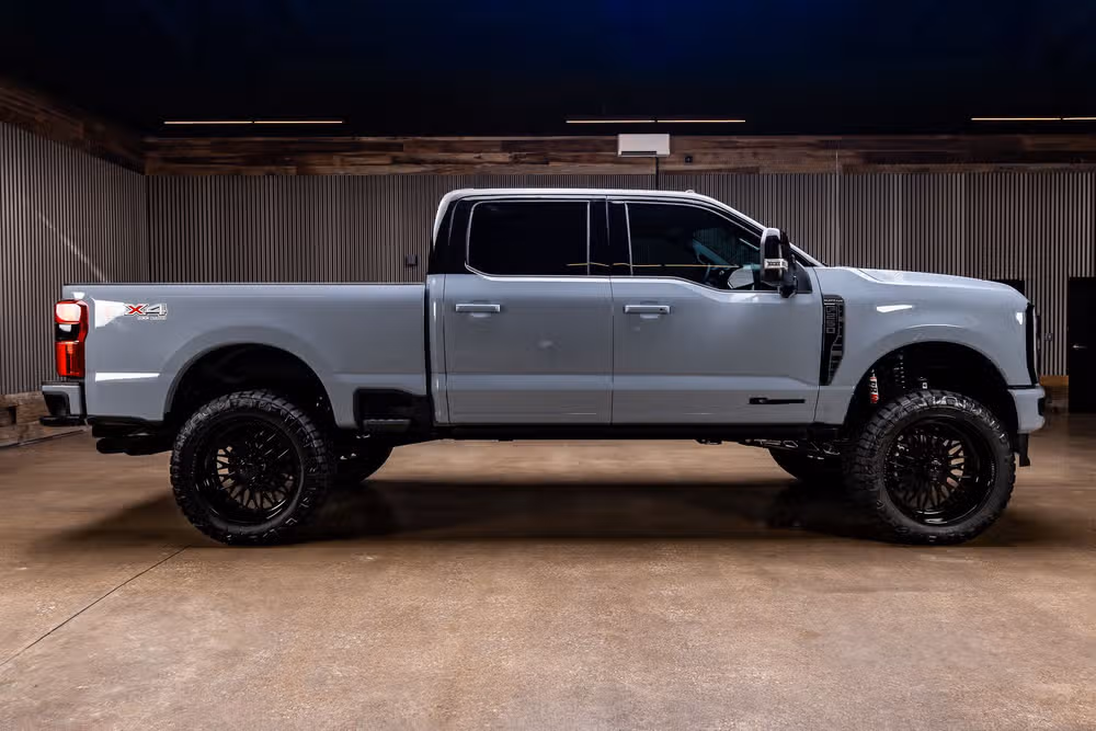 2026 Ford F-250 Super Duty Platinum Crew Cab Image 11