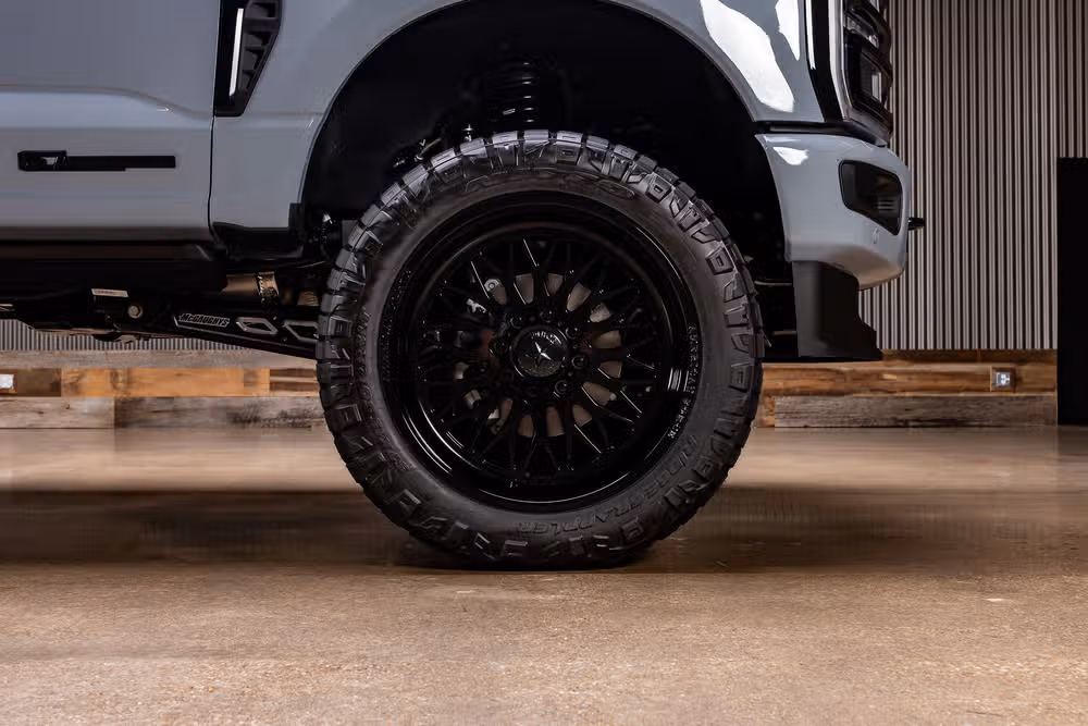 2026 Ford F-250 Super Duty Platinum Crew Cab Image 12