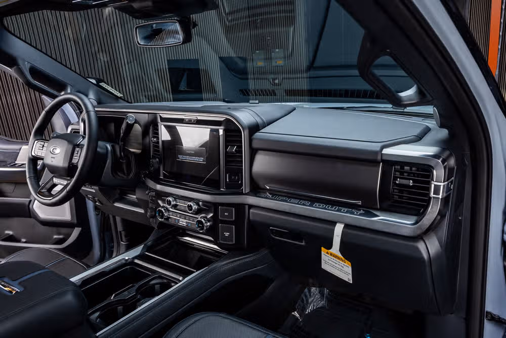 2026 Ford F-250 Super Duty Platinum Crew Cab Image 18