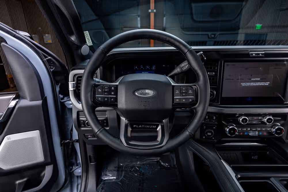 2026 Ford F-250 Super Duty Platinum Crew Cab Image 19