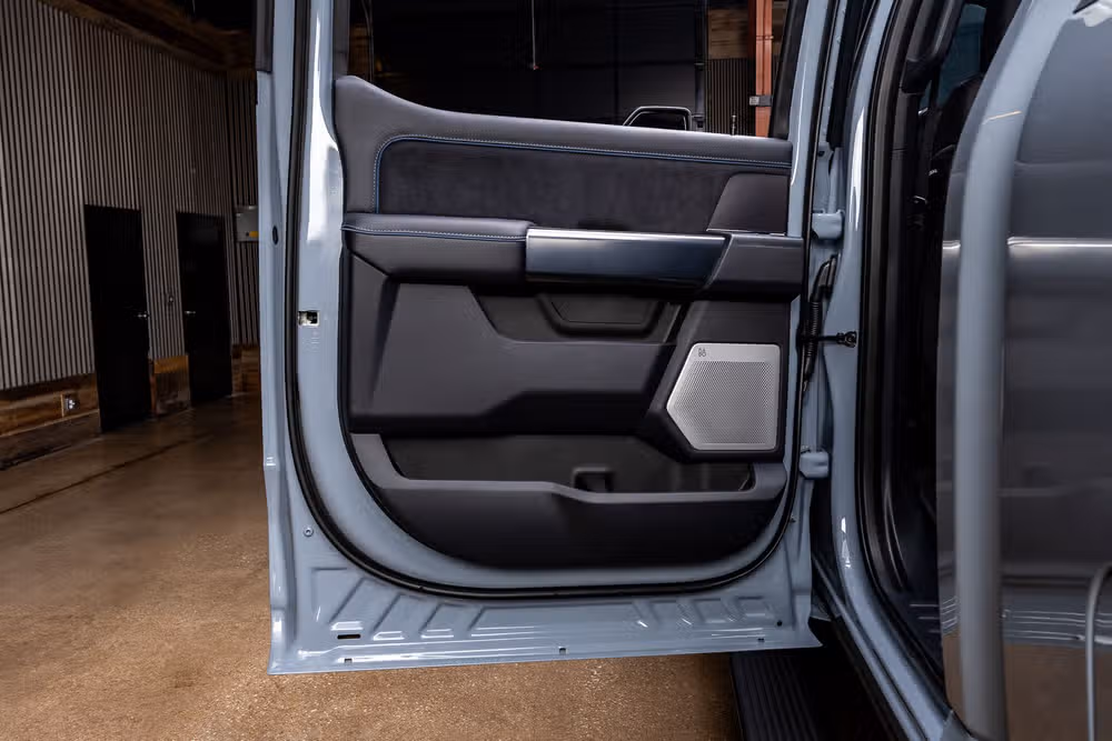 2026 Ford F-250 Super Duty Platinum Crew Cab Image 40