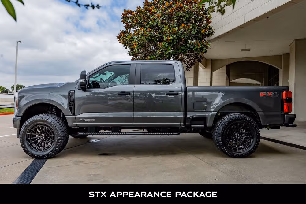 2026 Ford F-250 Super Duty XL Crew Cab Image 6