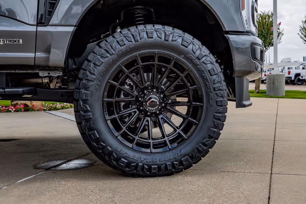 2026 Ford F-250 Super Duty XL Crew Cab Image 12