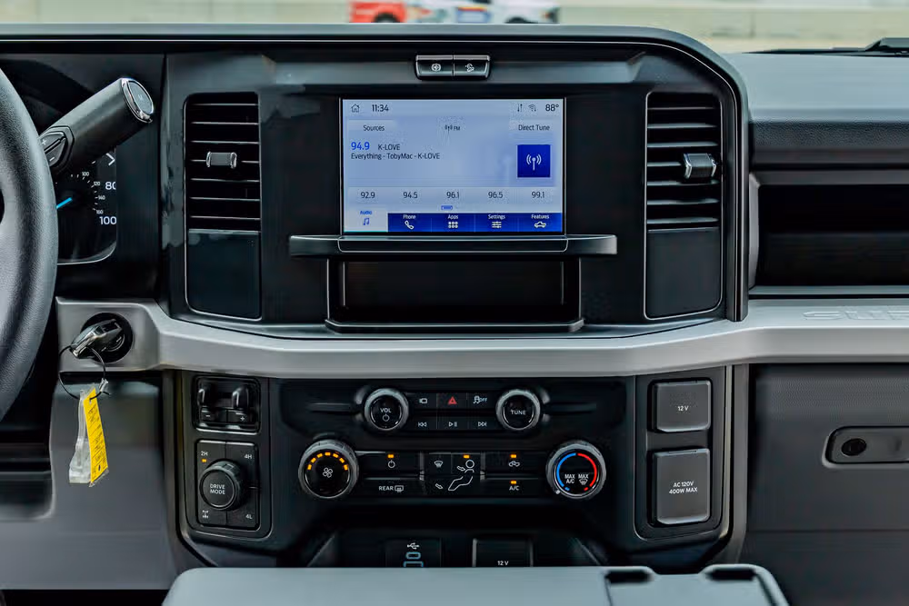 2026 Ford F-250 Super Duty XL Crew Cab Image 24