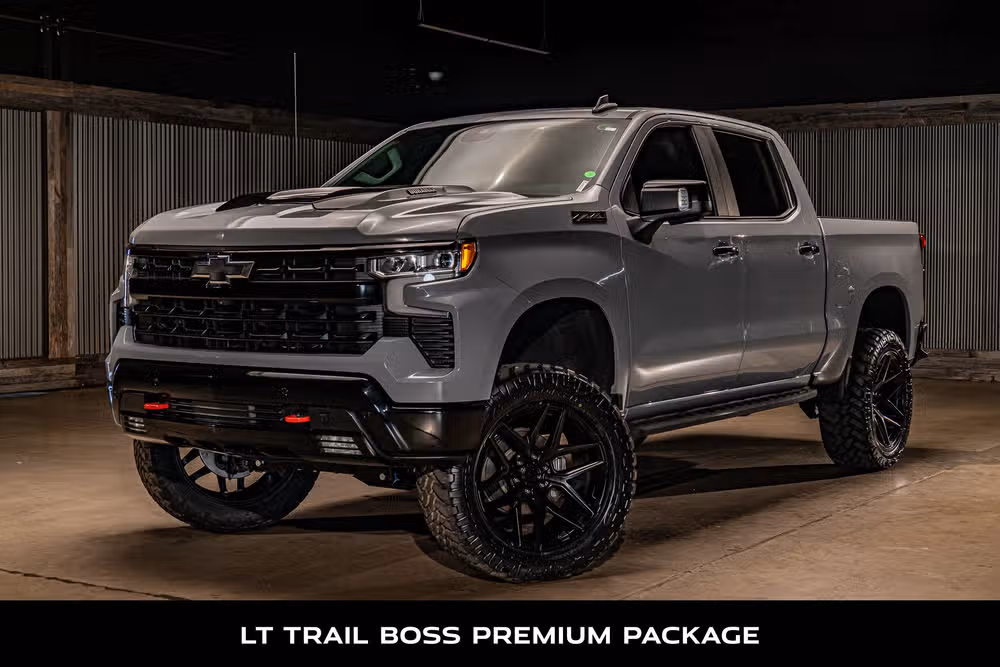 2024 Chevrolet Silverado 1500 LT Trail Boss Crew Cab Image 5