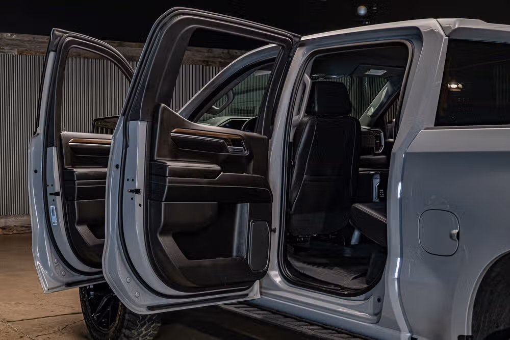 2024 Chevrolet Silverado 1500 LT Trail Boss Crew Cab Image 32