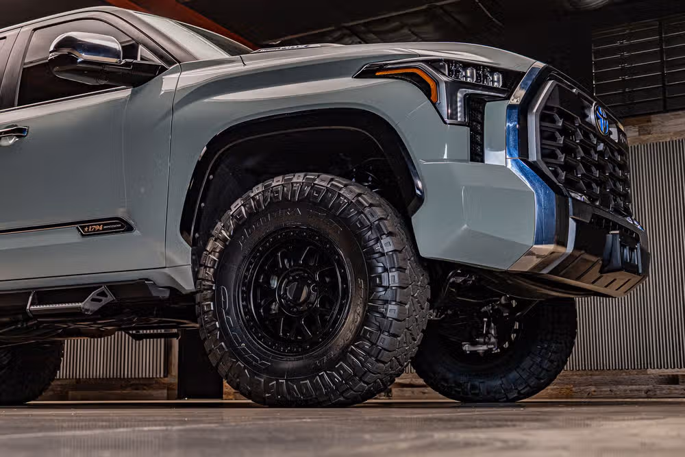 2024 Toyota Tundra 1794 Edition HV CrewMax Image 12