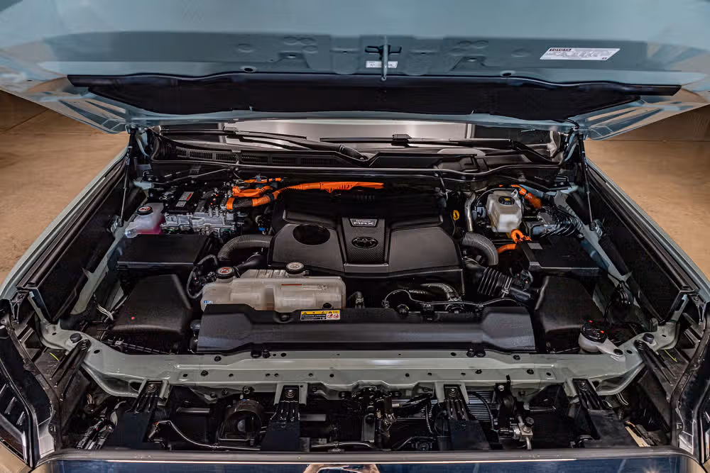 2024 Toyota Tundra 1794 Edition HV CrewMax Image 32
