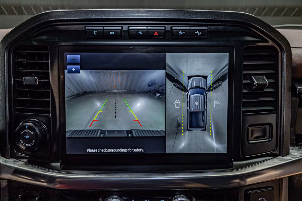 2023 Ford F-150 Lariat SuperCrew Image 23