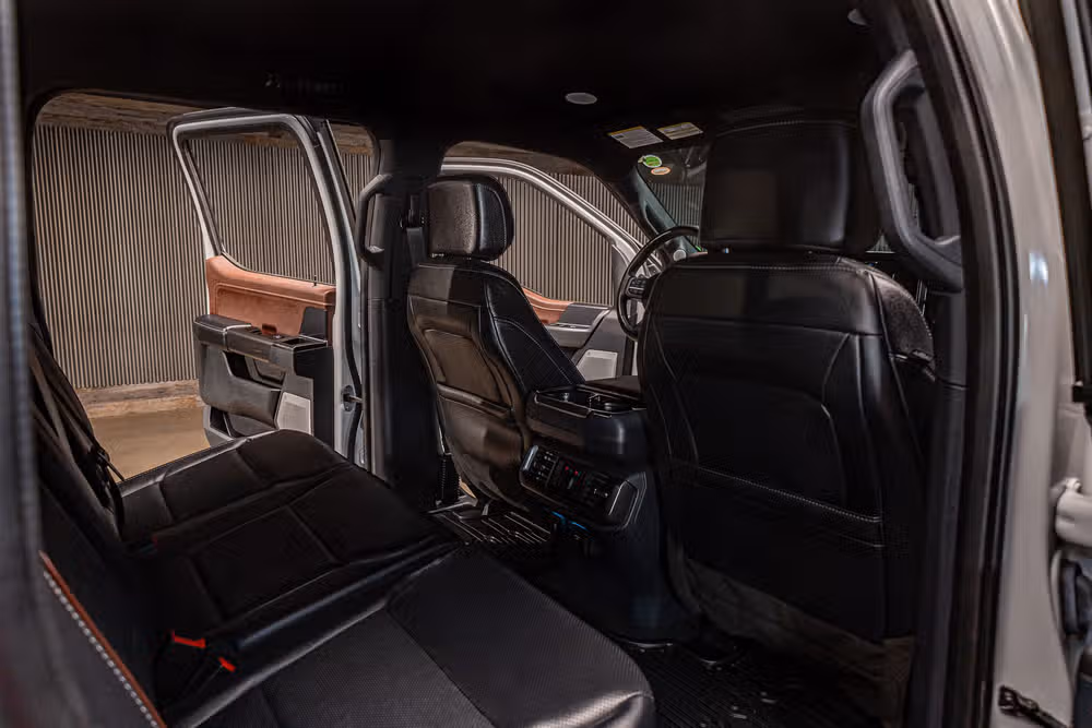 2023 Ford F-150 Lariat SuperCrew Image 29