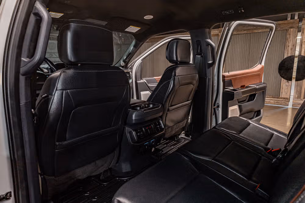 2023 Ford F-150 Lariat SuperCrew Image 26