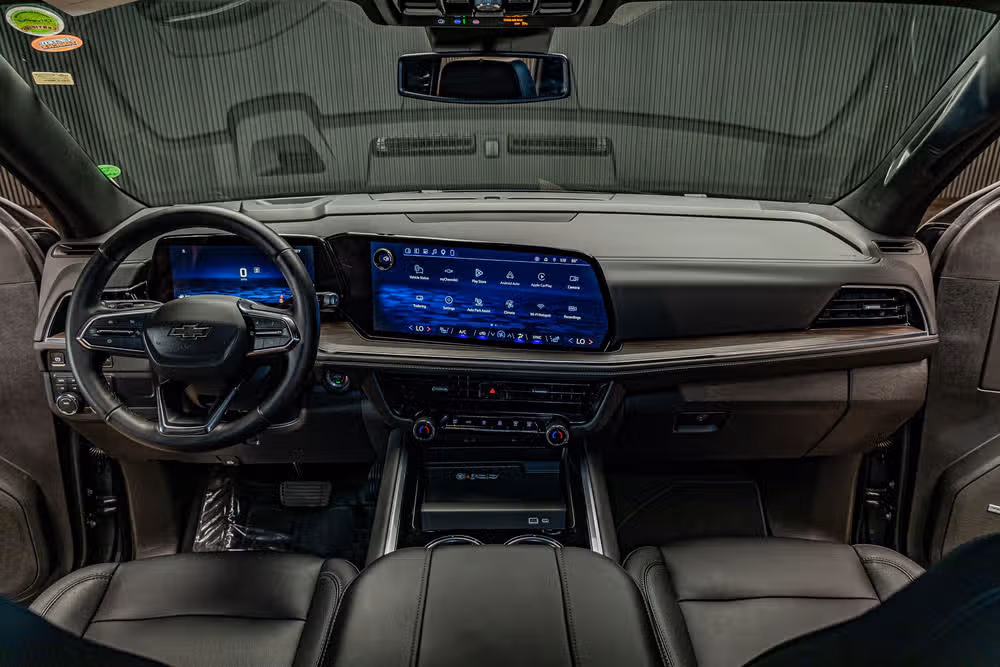 2026 Chevrolet Suburban Z71 Image 15