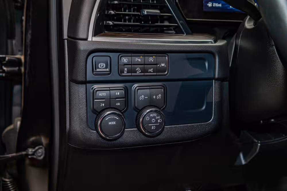 2026 Chevrolet Suburban Z71 Image 17