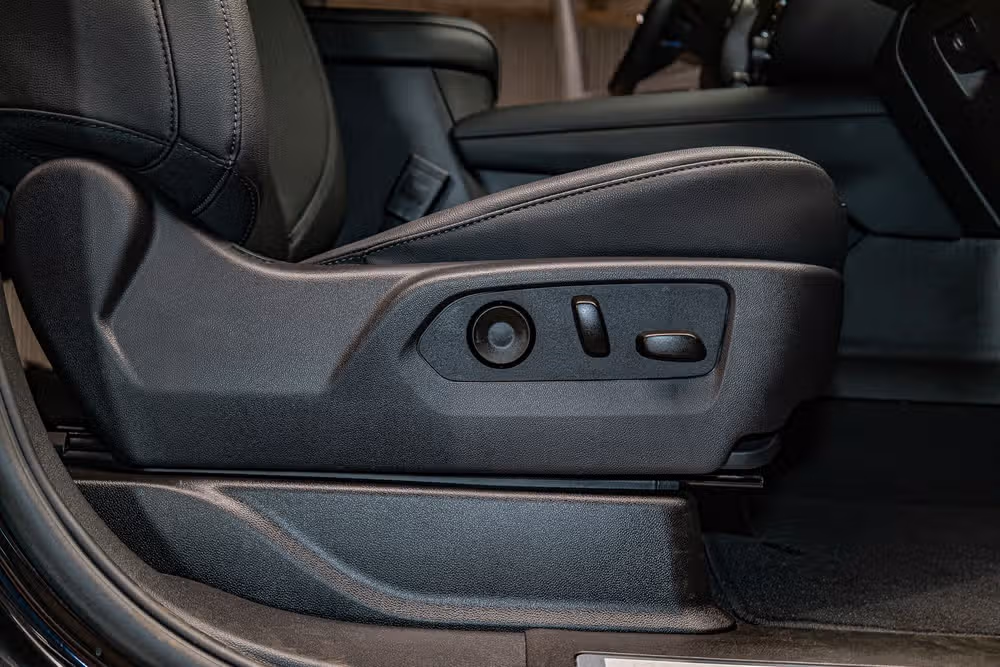 2026 Chevrolet Suburban Z71 Image 27