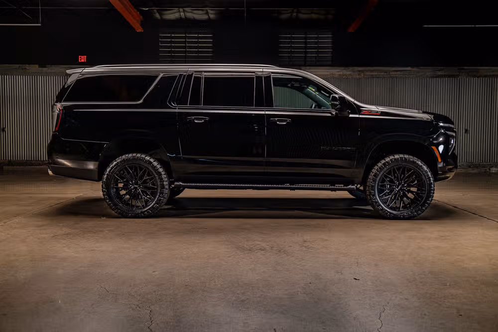 2026 Chevrolet Suburban Z71 Image 11