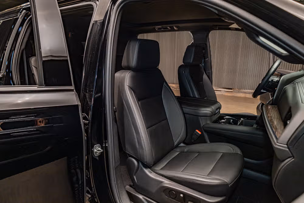 2026 Chevrolet Suburban Z71 Image 28