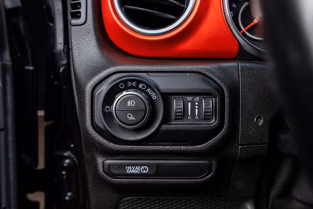 2020 Jeep Gladiator Rubicon Crew Cab Image 21