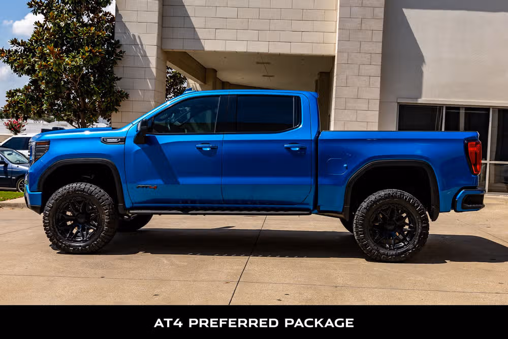 2022 GMC Sierra 1500 AT4 Crew Cab Image 5