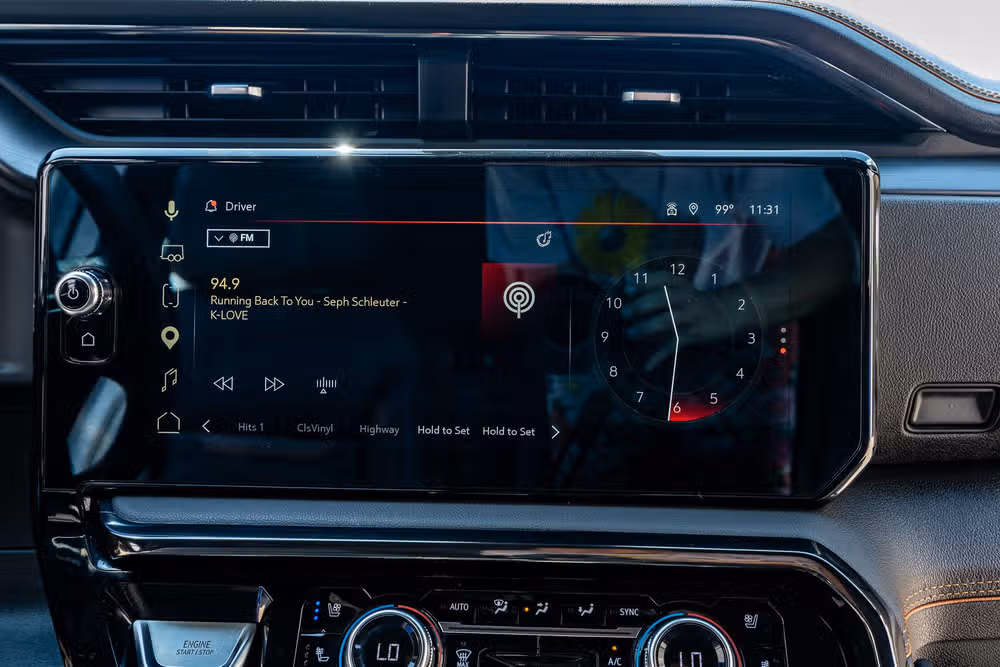 2022 GMC Sierra 1500 AT4 Crew Cab Image 24